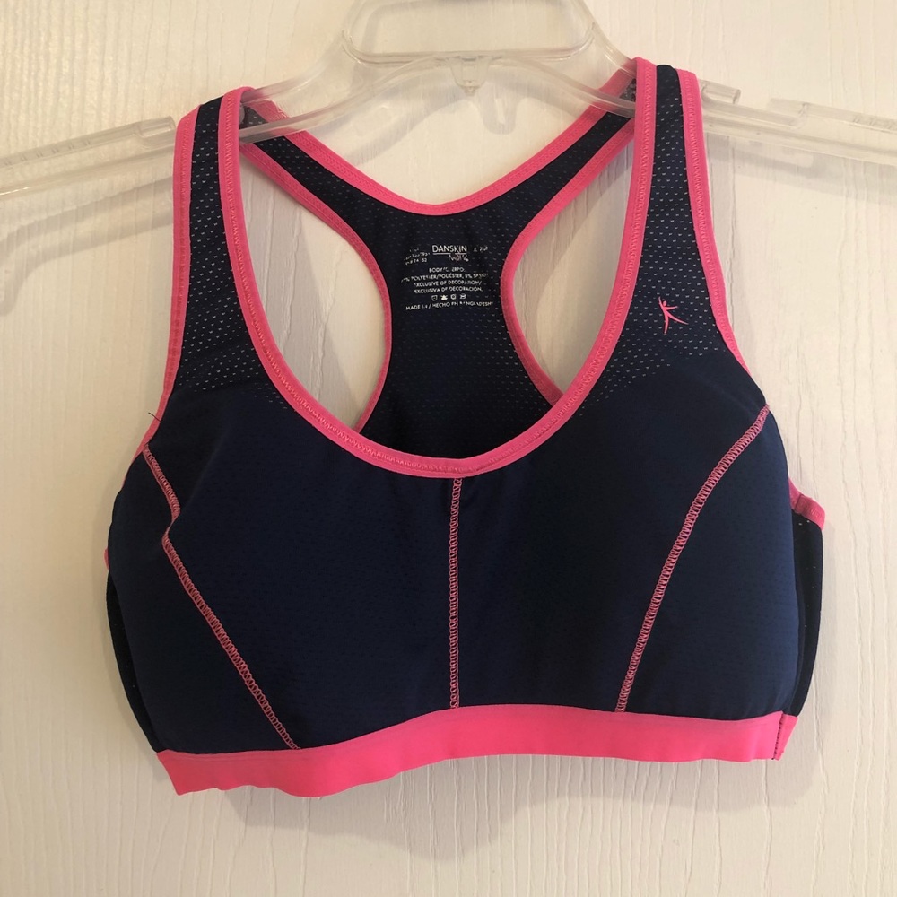 Women’s sport bras - Picture 2 of 2